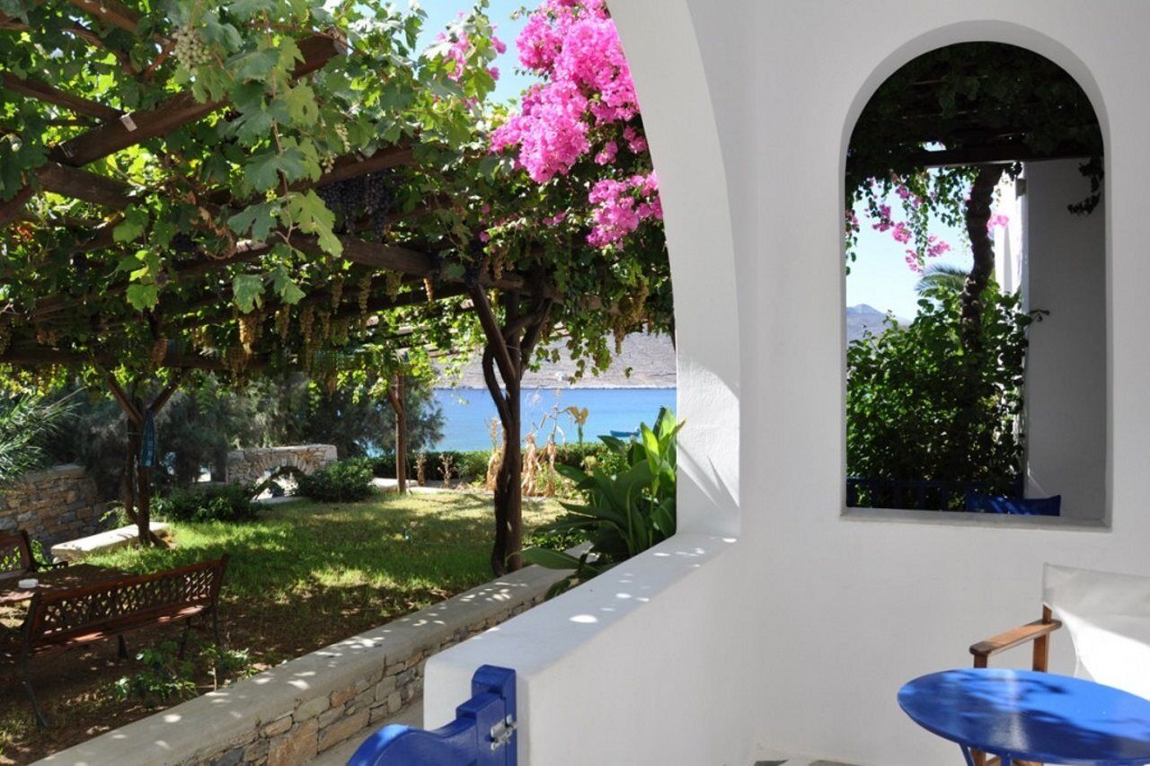 Levrossos Beach Apartments Dış mekan fotoğraf